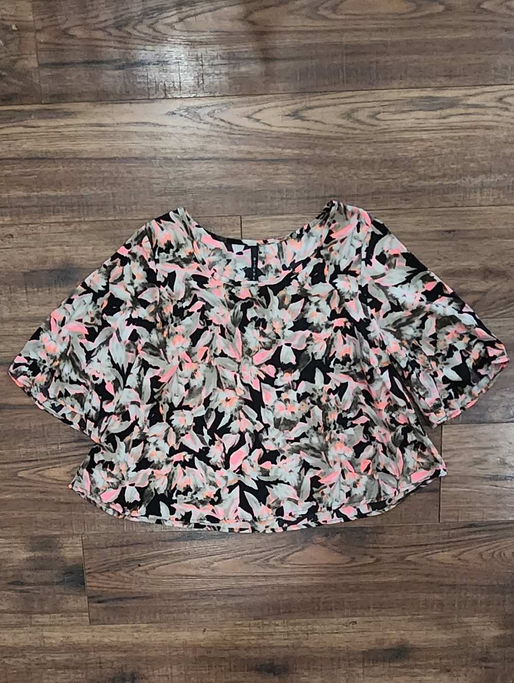 NWT B-Jewel Women's Floral Short Sleeve Crewneck Cropped Blouse X-Small XS